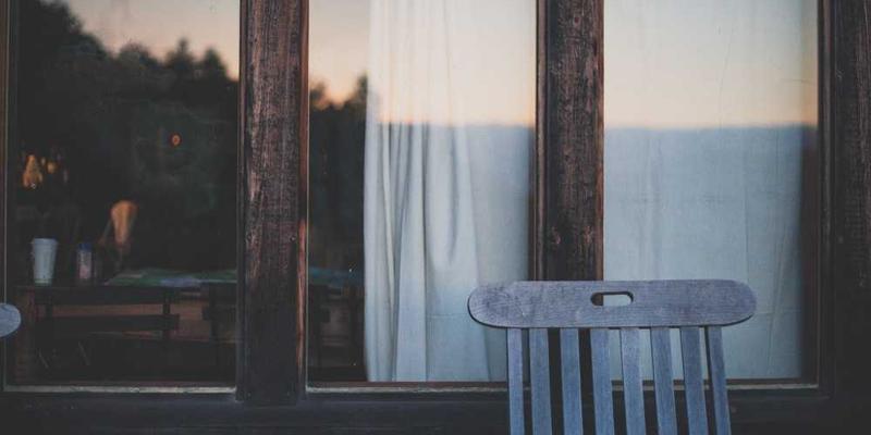 安全印刷的基石：探秘重庆长江印钞厂高端印刷设备精密运维管理