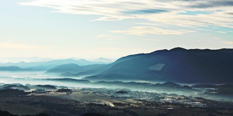 揭秘重庆长江印钞：环保油墨与绿色印刷技术如何重塑防伪标签新标杆
